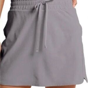 NWT Beyond Yoga Stretch Woven In Stride Lined Skirt